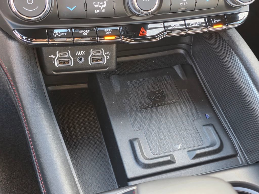 Used 2024 Dodge Durango GT image 21