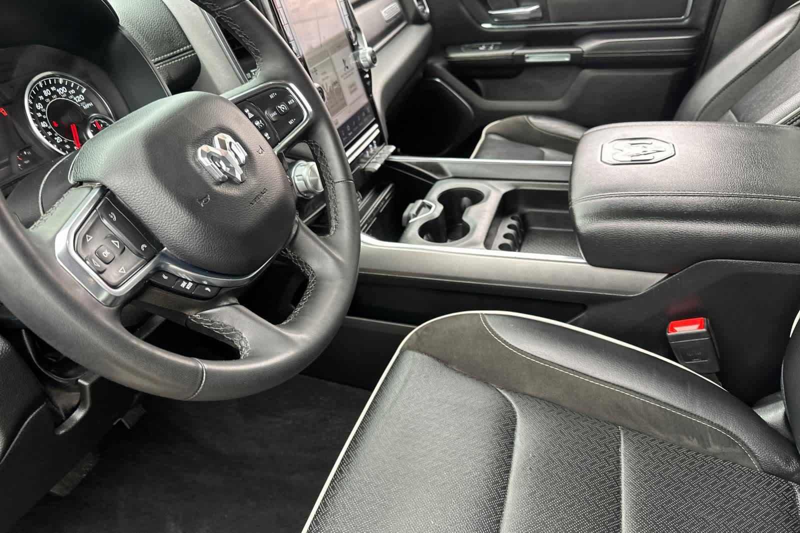 Used 2025 RAM 1500 Laramie AWD/4WD image 11