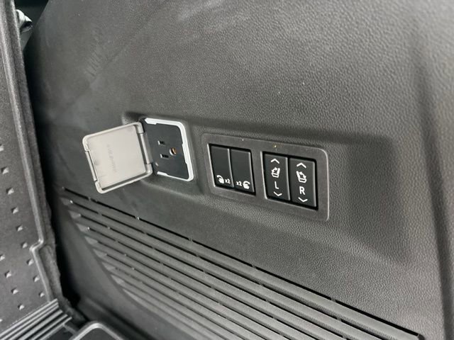 New 2026 Chevrolet Tahoe Premier image 8