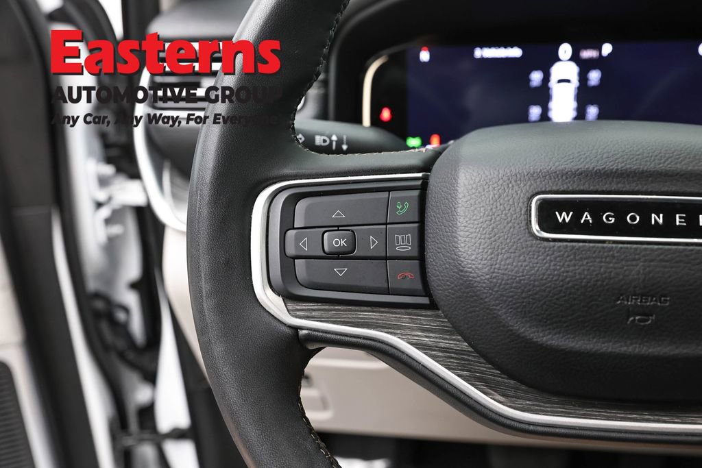 Used 2024 Jeep Wagoneer L Series II w/ Flexible Seating Group RWD image 15
