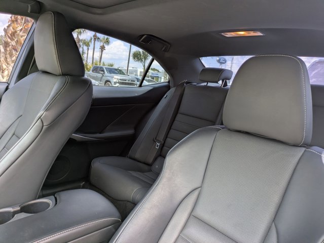 Used 2019 Lexus IS 300 F Sport w/ F Sport Package RWD image 4