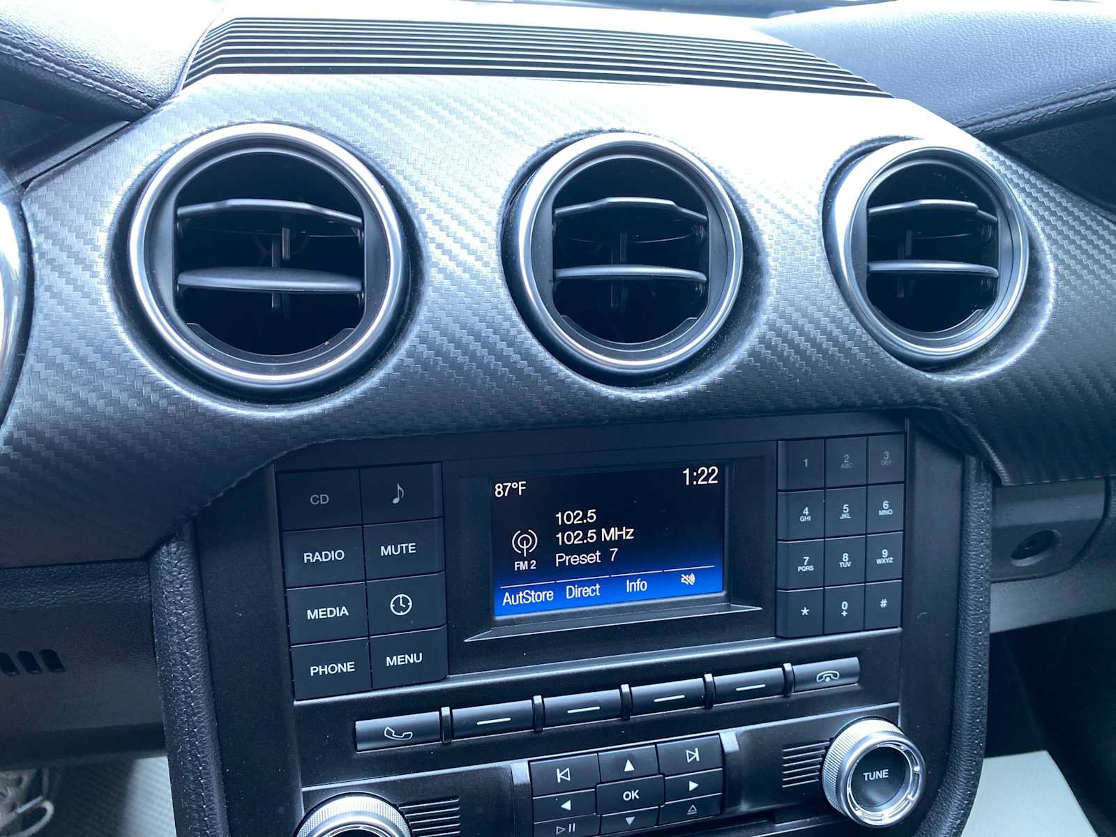 Used 2018 Ford Mustang Coupe RWD image 19