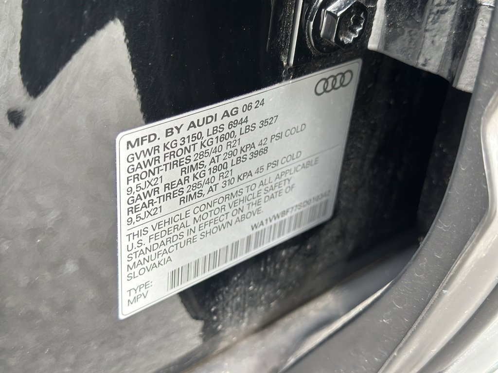 Used 2025 Audi SQ7 Prestige image 28