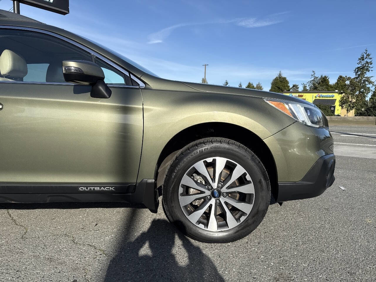 Used 2016 Subaru Outback 2.5i Limited AWD/4WD image 13
