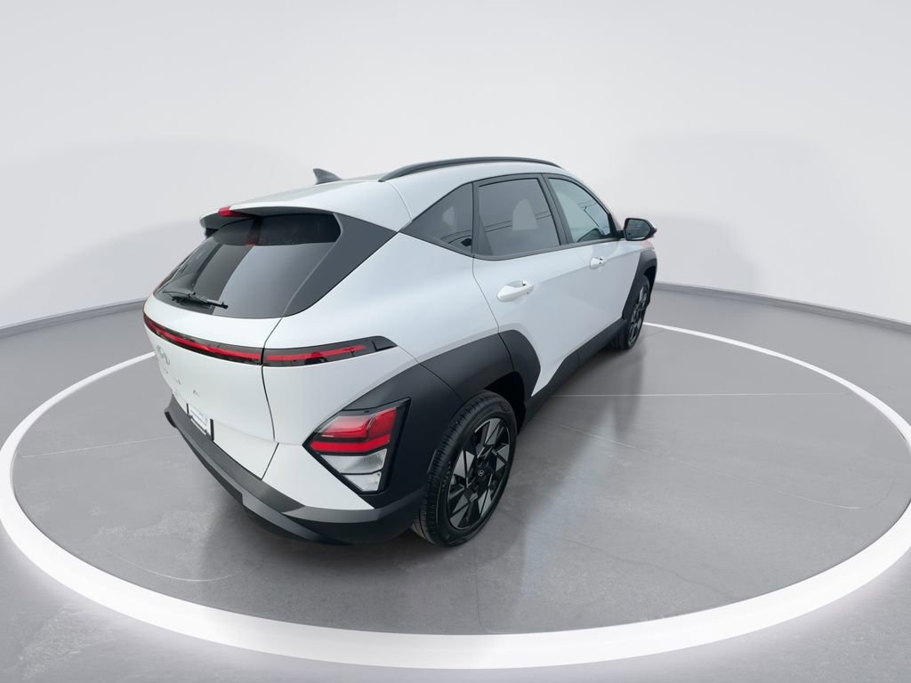 Used 2025 Hyundai Kona SEL image 8