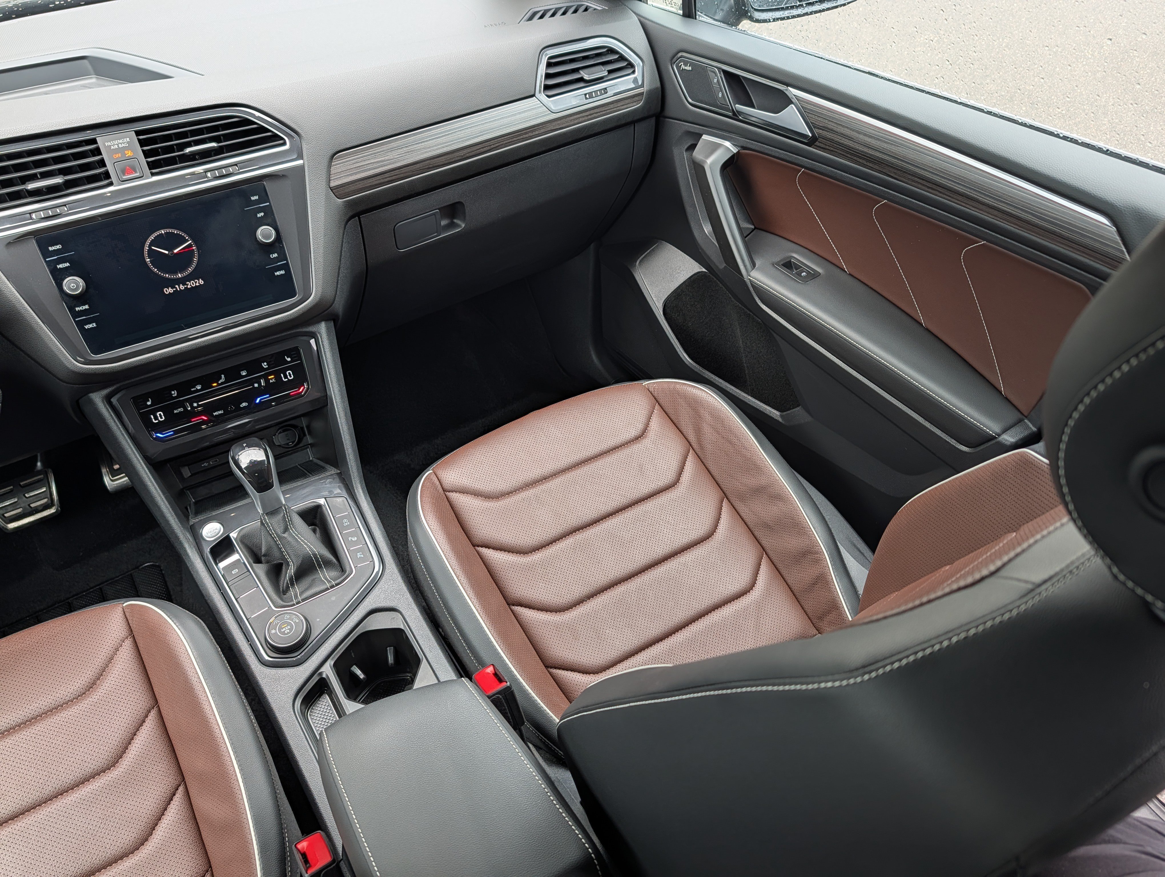 Certified 2023 Volkswagen Tiguan SEL R-Line AWD/4WD image 11
