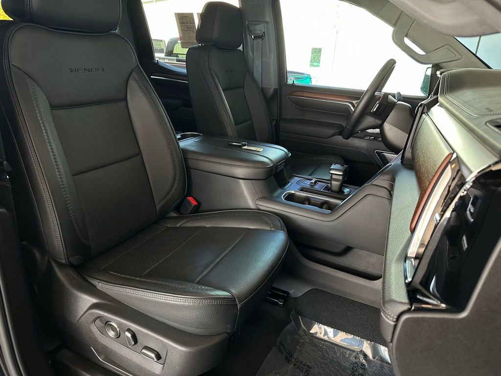 Used 2024 GMC Sierra 1500 Denali w/ Denali Reserve Package image 17