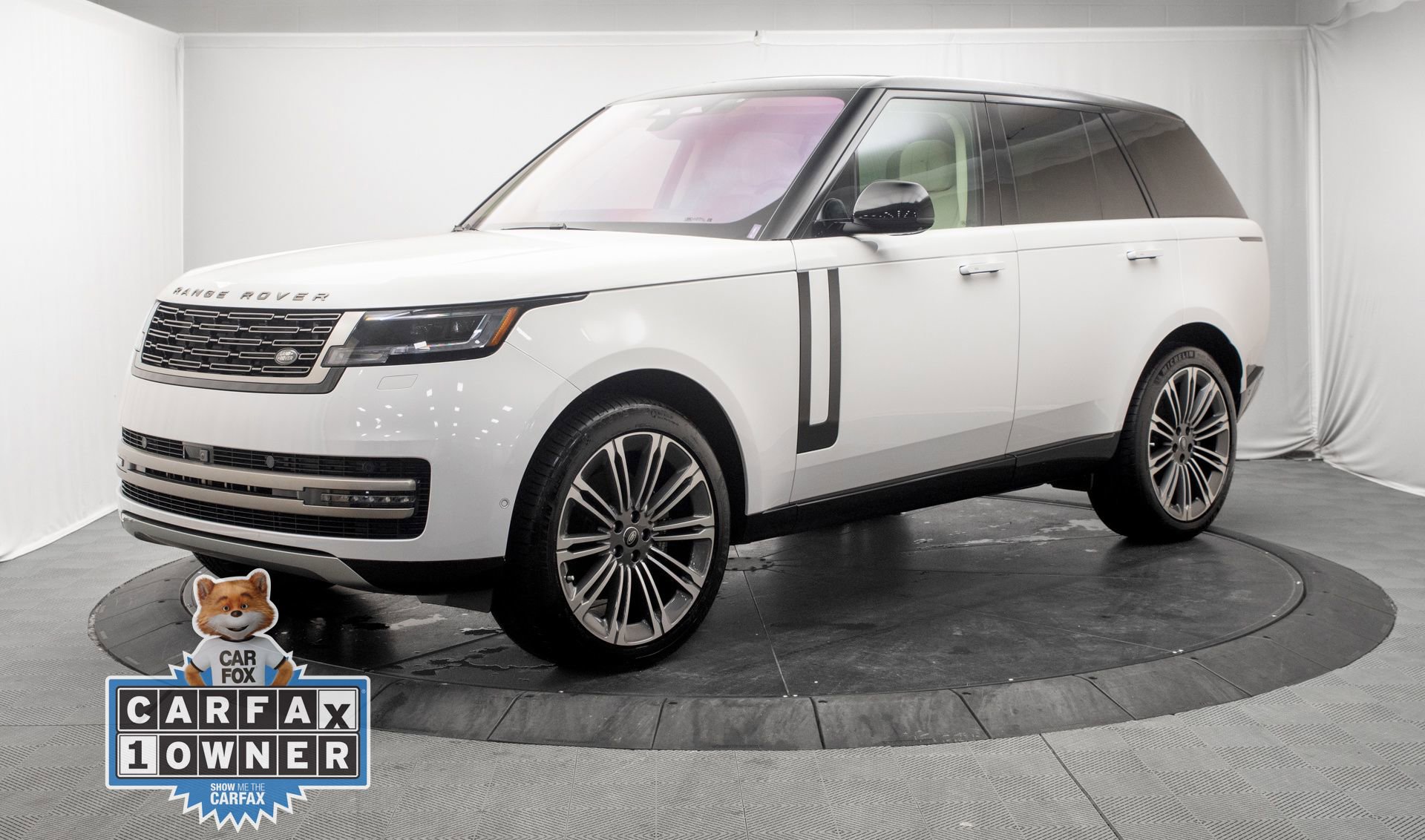 Used 2023 Land Rover Range Rover SE AWD/4WD image 7