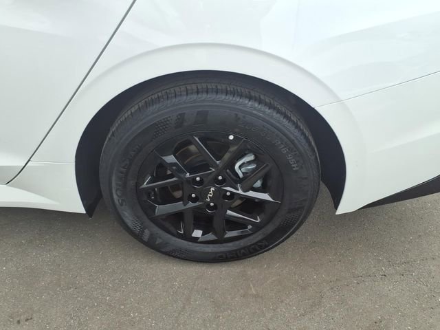 Used 2025 Kia K5 LXS image 7