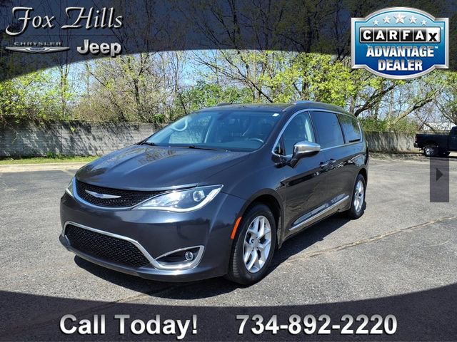 Used 2019 Chrysler Pacifica Limited FWD image 3