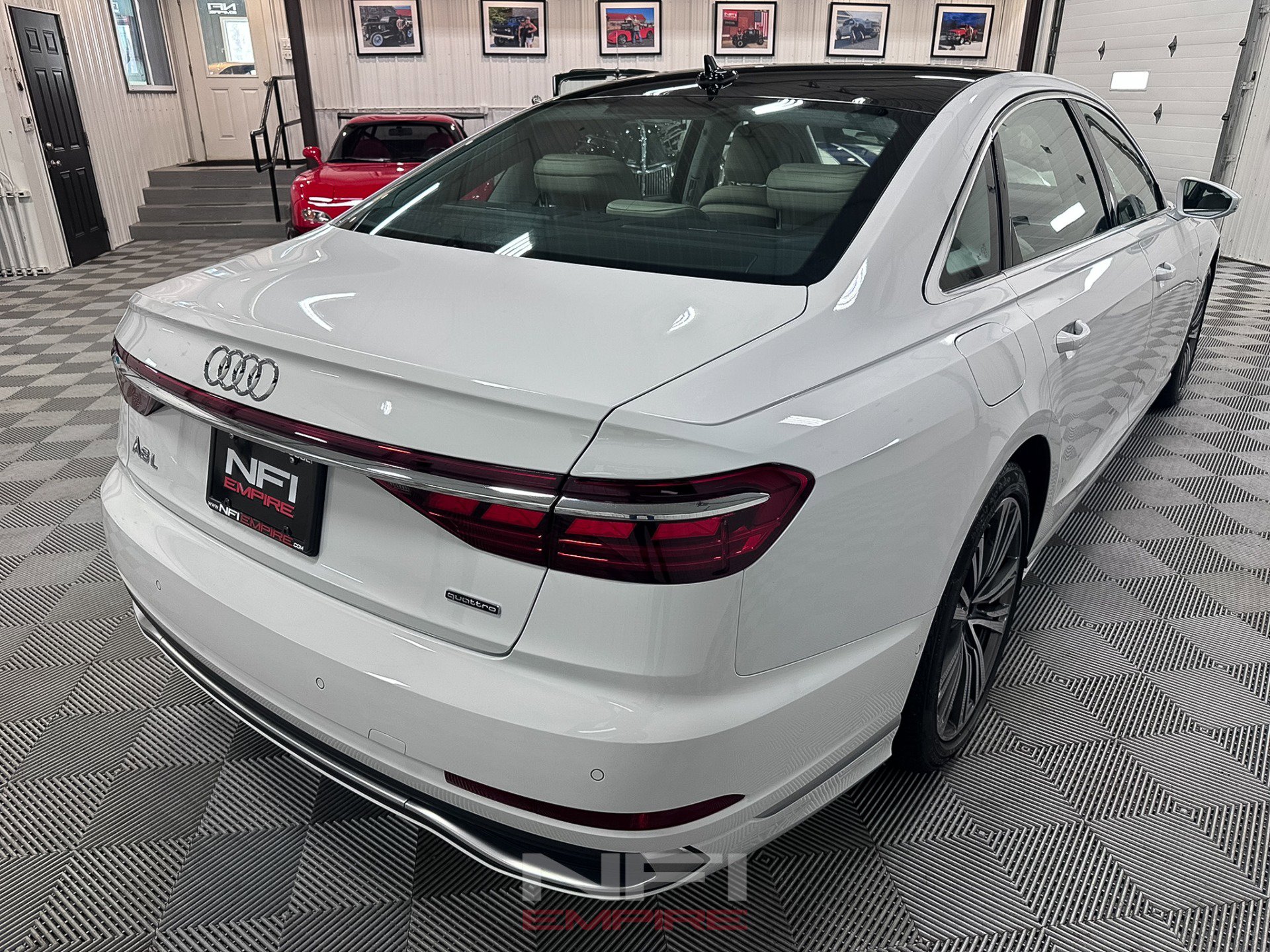 Used 2024 Audi A8 L 3.0T image 7