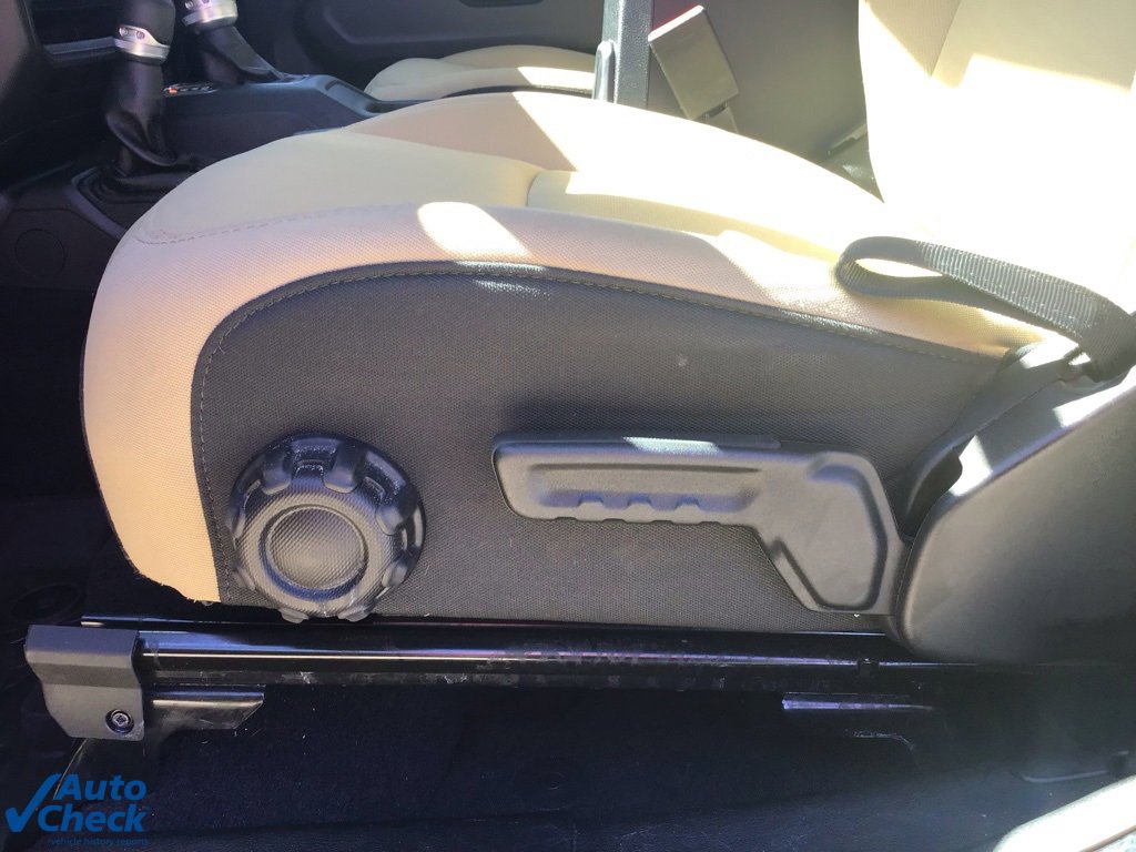 Used 2022 Jeep Wrangler Willys image 19