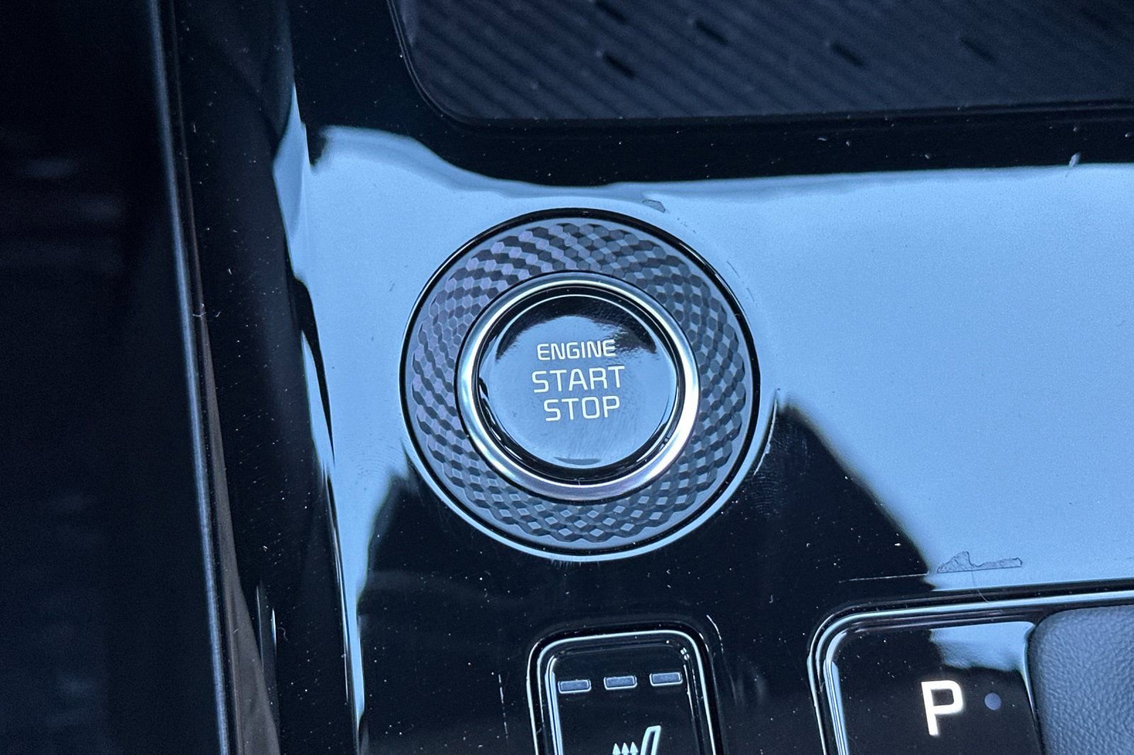 Used 2025 Kia Niro EX Touring image 20