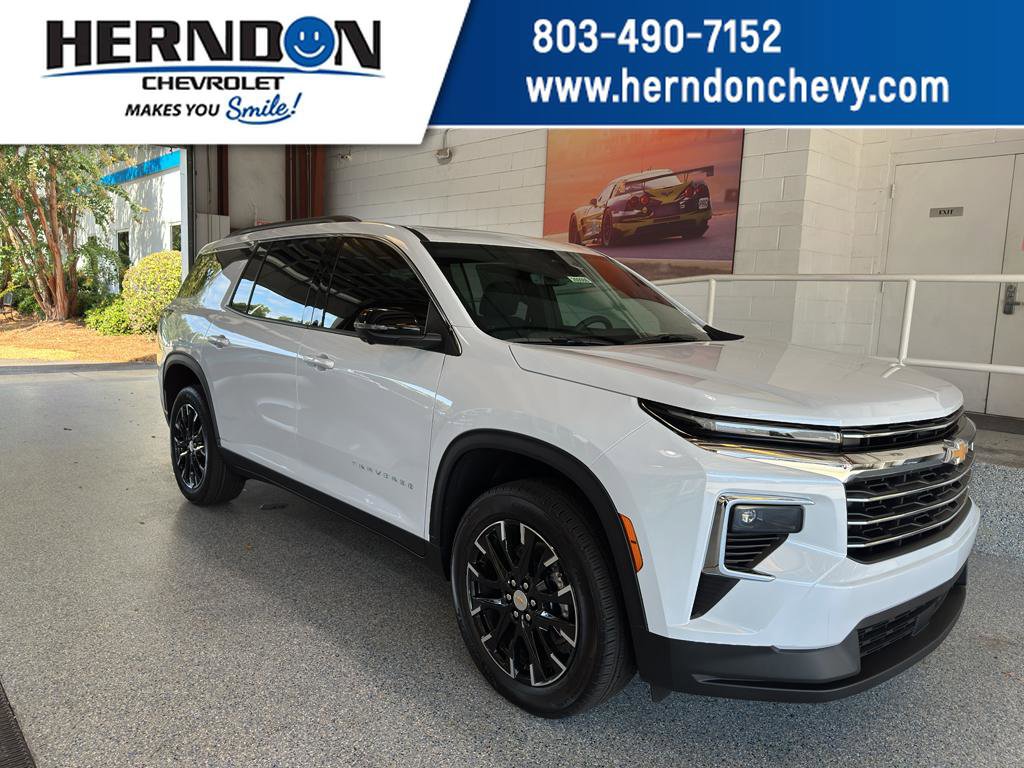 New 2026 Chevrolet Traverse LT w/ Sun and Wheel Package