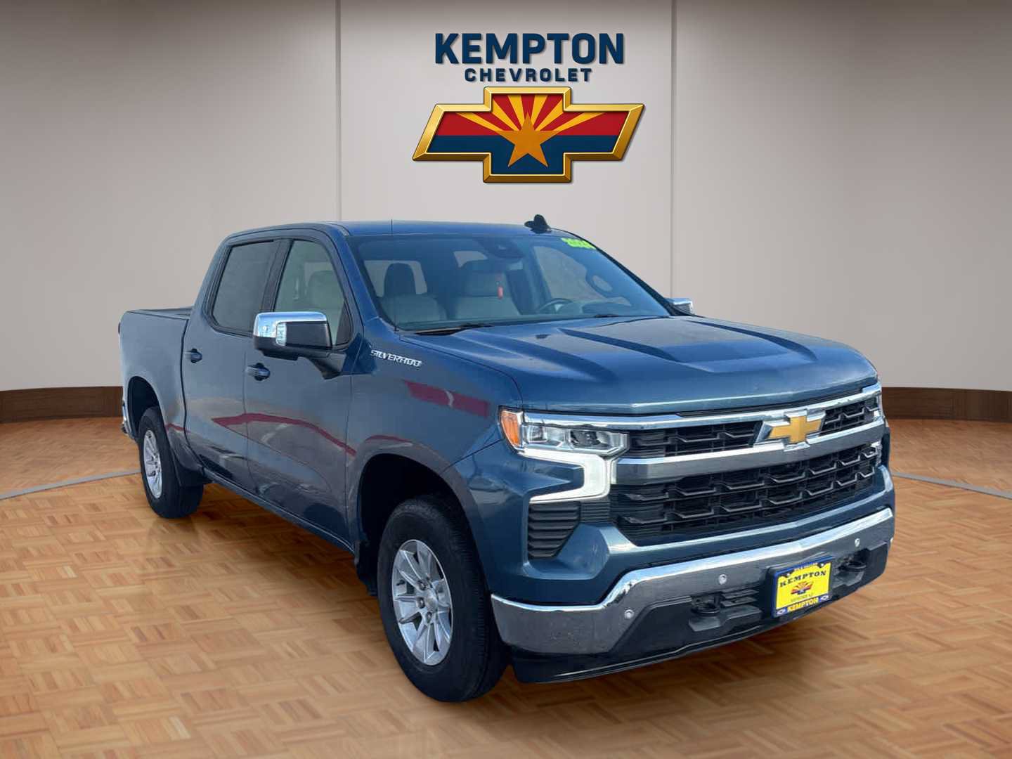 Used 2024 Chevrolet Silverado 1500 LT w/ Safety Package RWD image 6