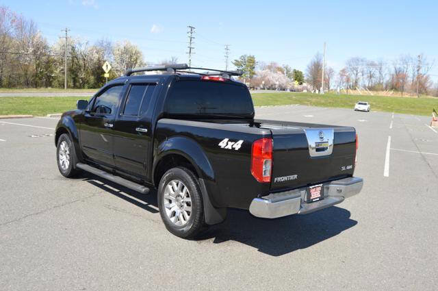 Used 2012 Nissan Frontier SL w/ Moonroof Pkg image 51