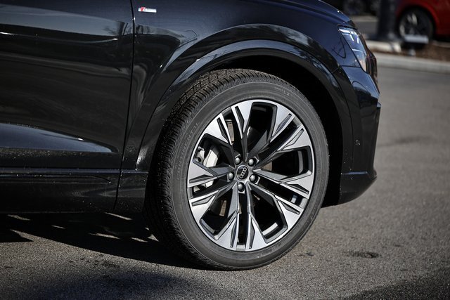 New 2026 Audi Q8 Premium Plus image 5