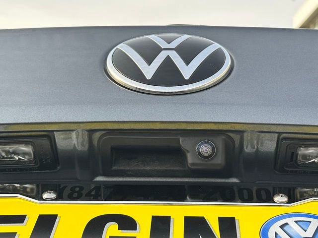 Certified 2022 Volkswagen Taos SE image 18
