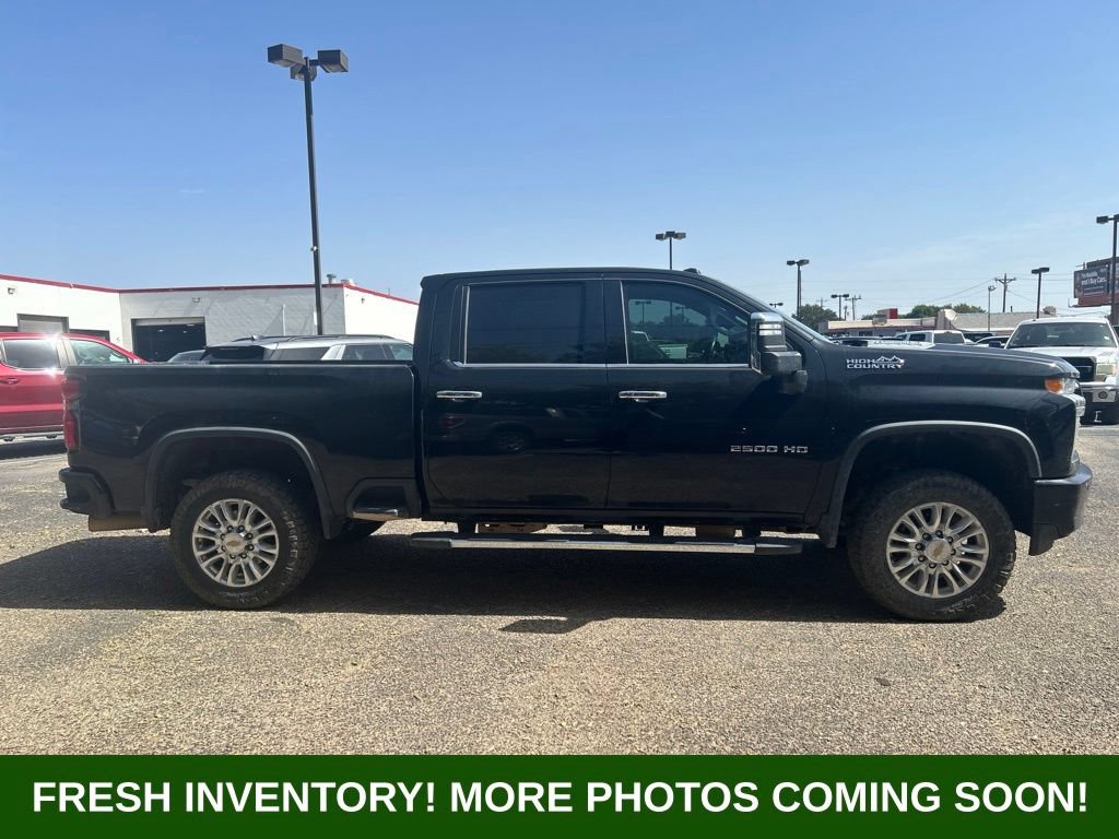 Used 2021 Chevrolet Silverado 2500 High Country w/ Technology Package AWD/4WD image 2