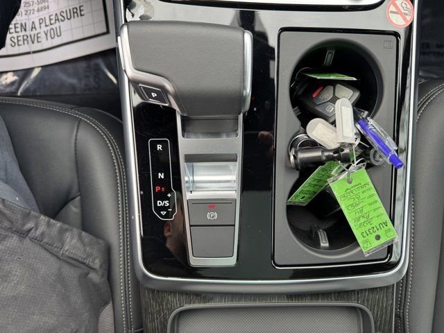 Certified 2025 Audi Q7 3.0T Premium Plus image 20