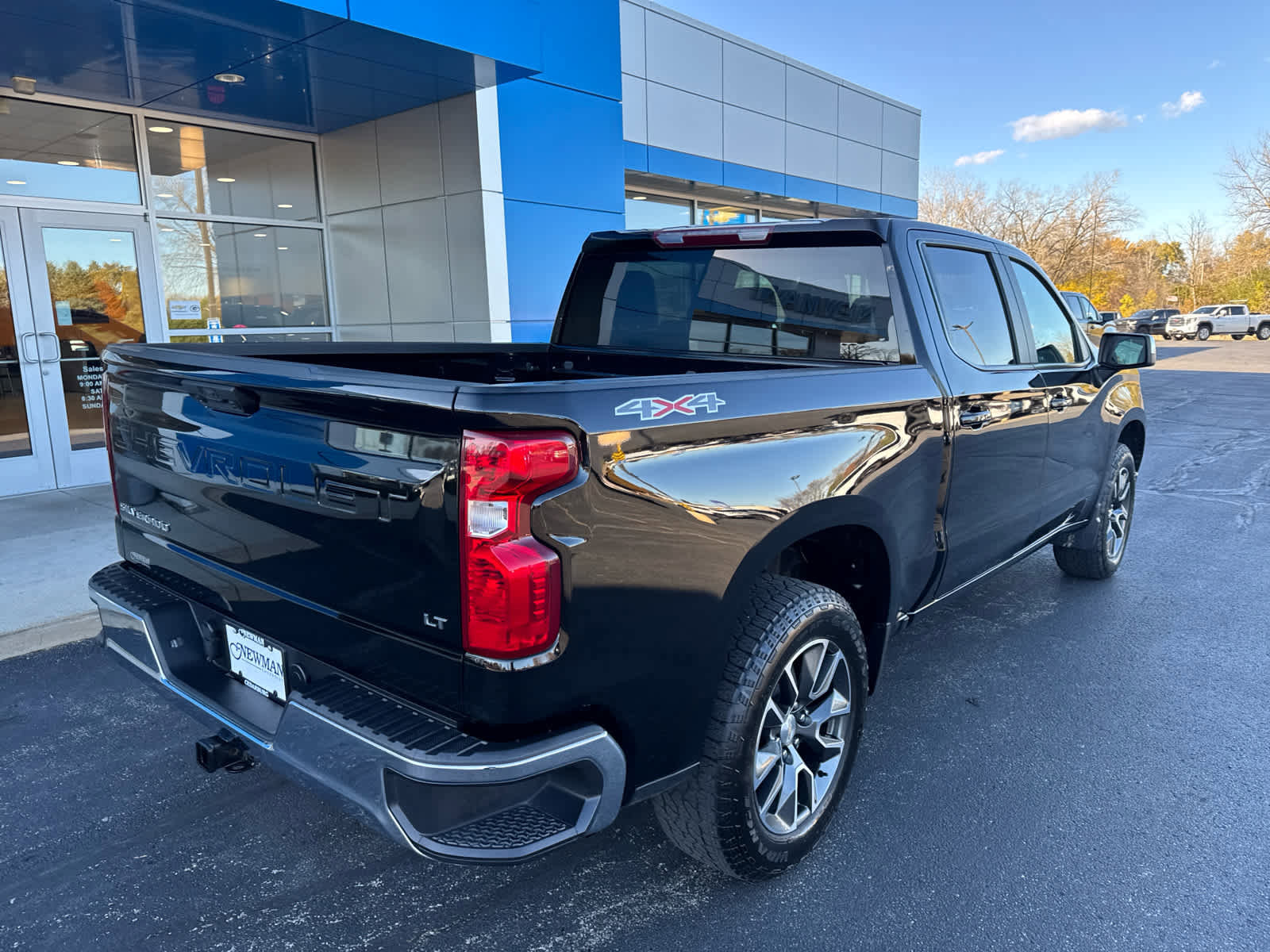 Used 2022 Chevrolet Silverado 1500 LT image 7