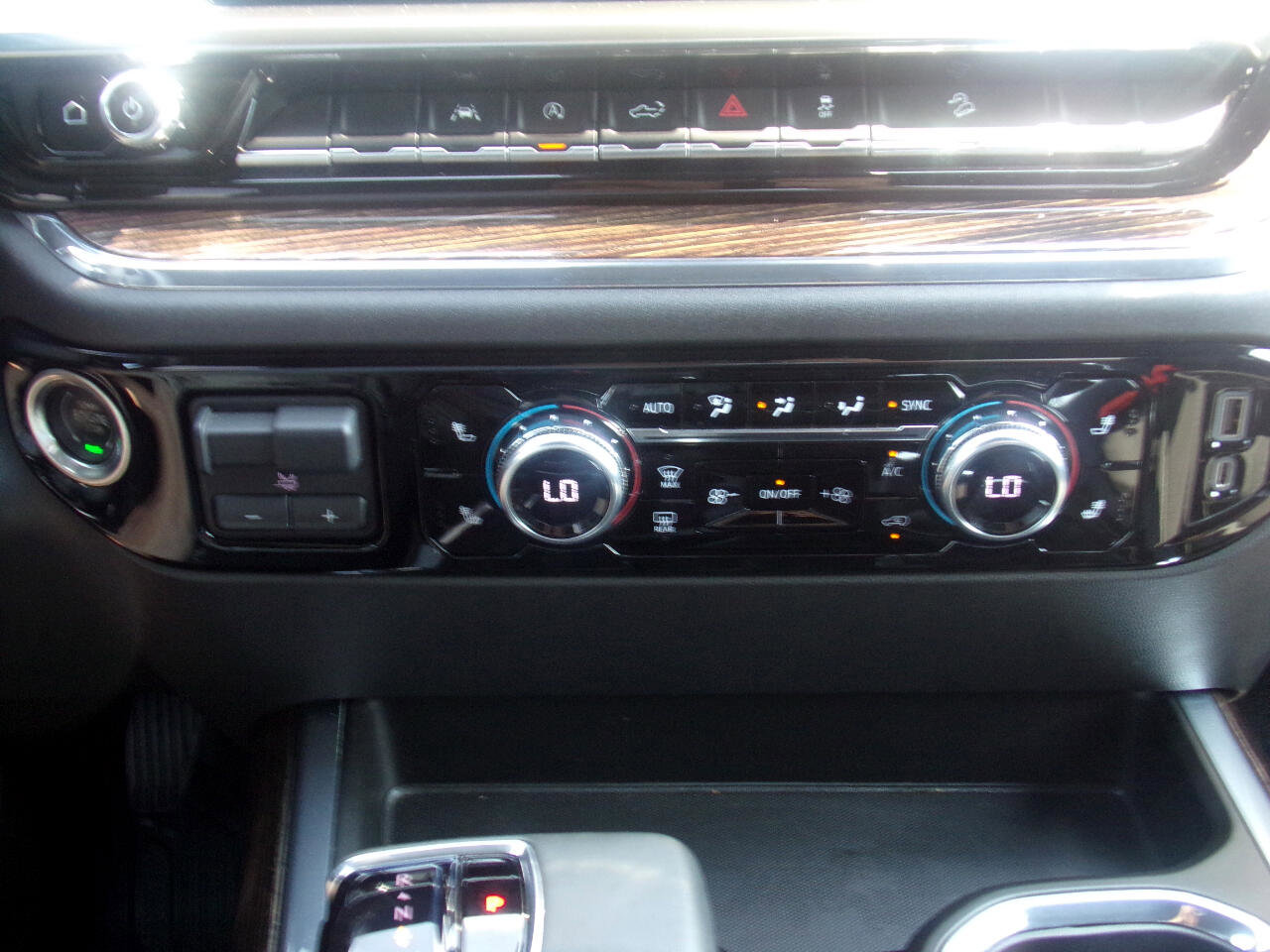 Used 2023 GMC Sierra 1500 Elevation image 24