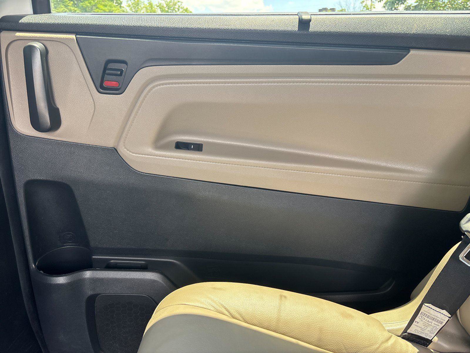 Used 2024 Honda Odyssey EX-L image 32