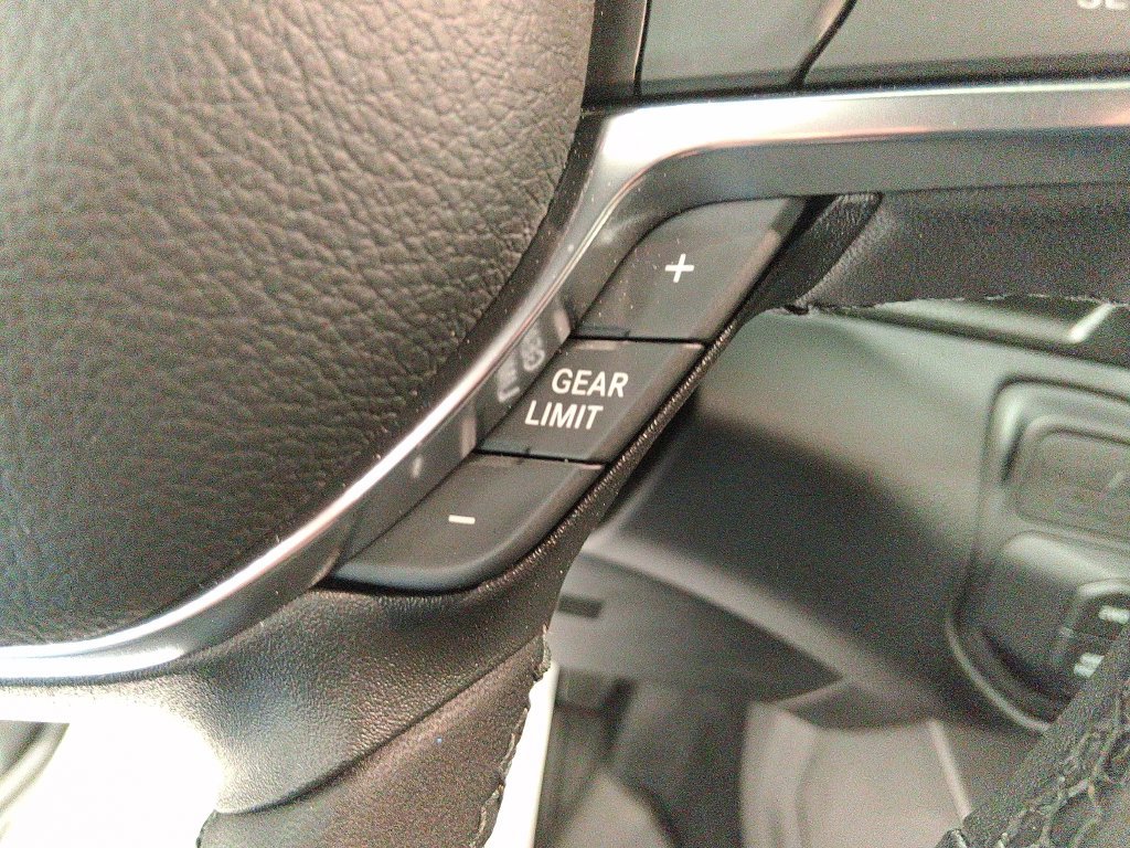 Used 2026 RAM 2500 Laramie AWD/4WD image 31