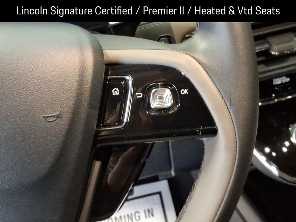 Used 2025 Lincoln Corsair AWD w/ Equipment Group 101A image 20
