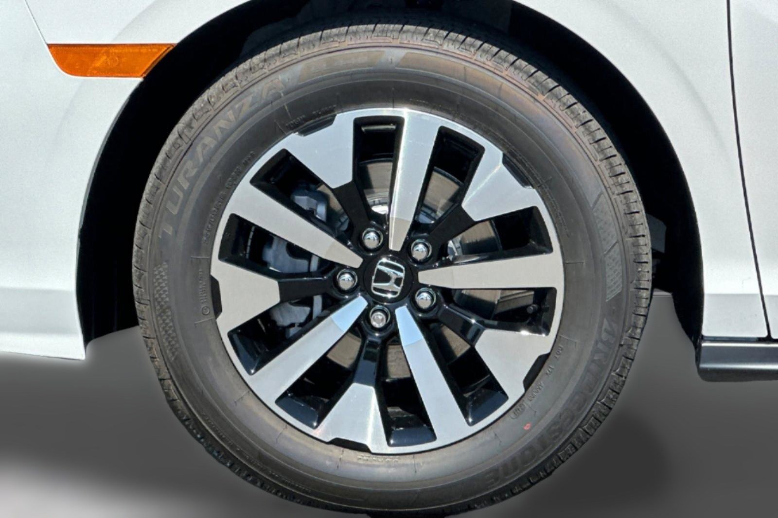 New 2026 Honda Odyssey EX-L image 11