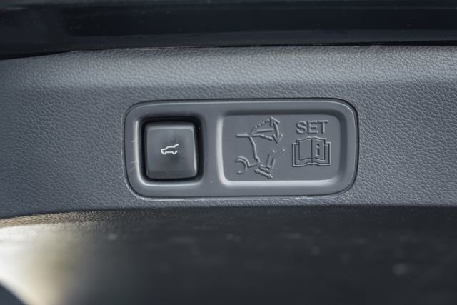 Used 2022 Ford Expedition Max Limited AWD/4WD image 15