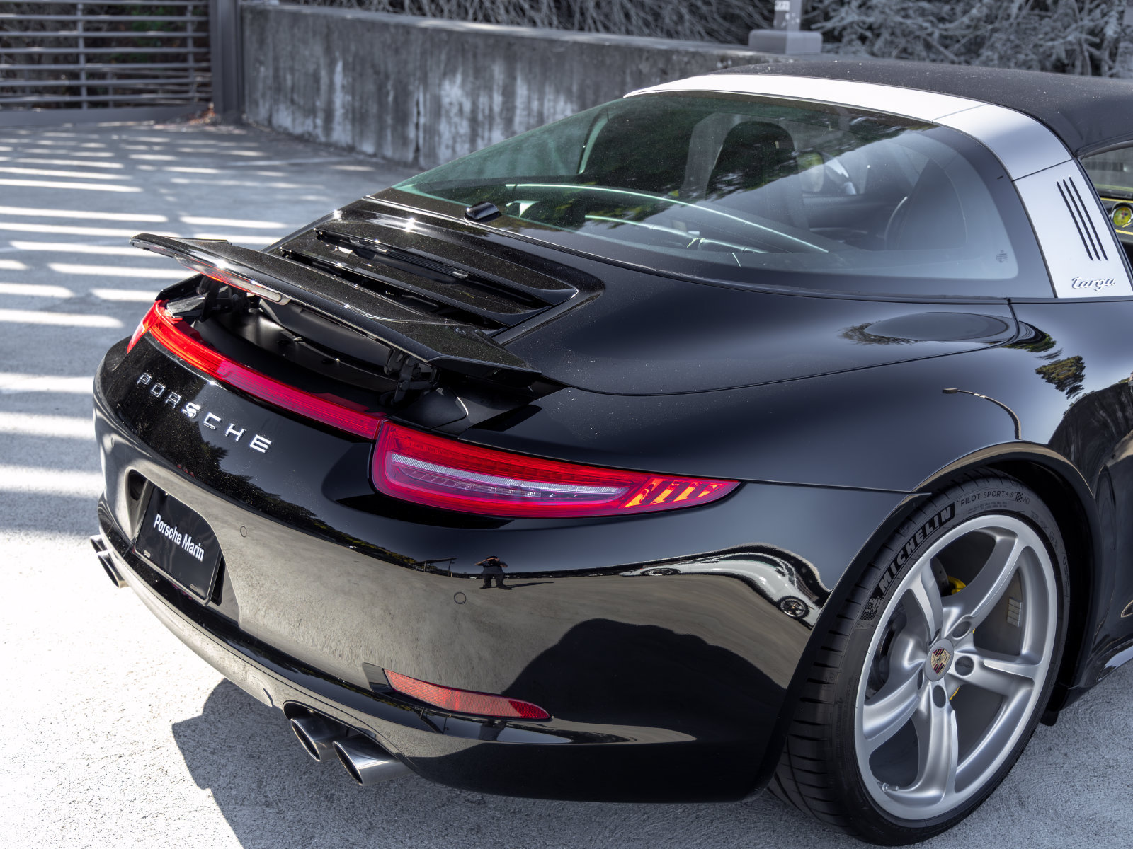 Used 2015 Porsche 911 Targa 4S AWD/4WD image 22