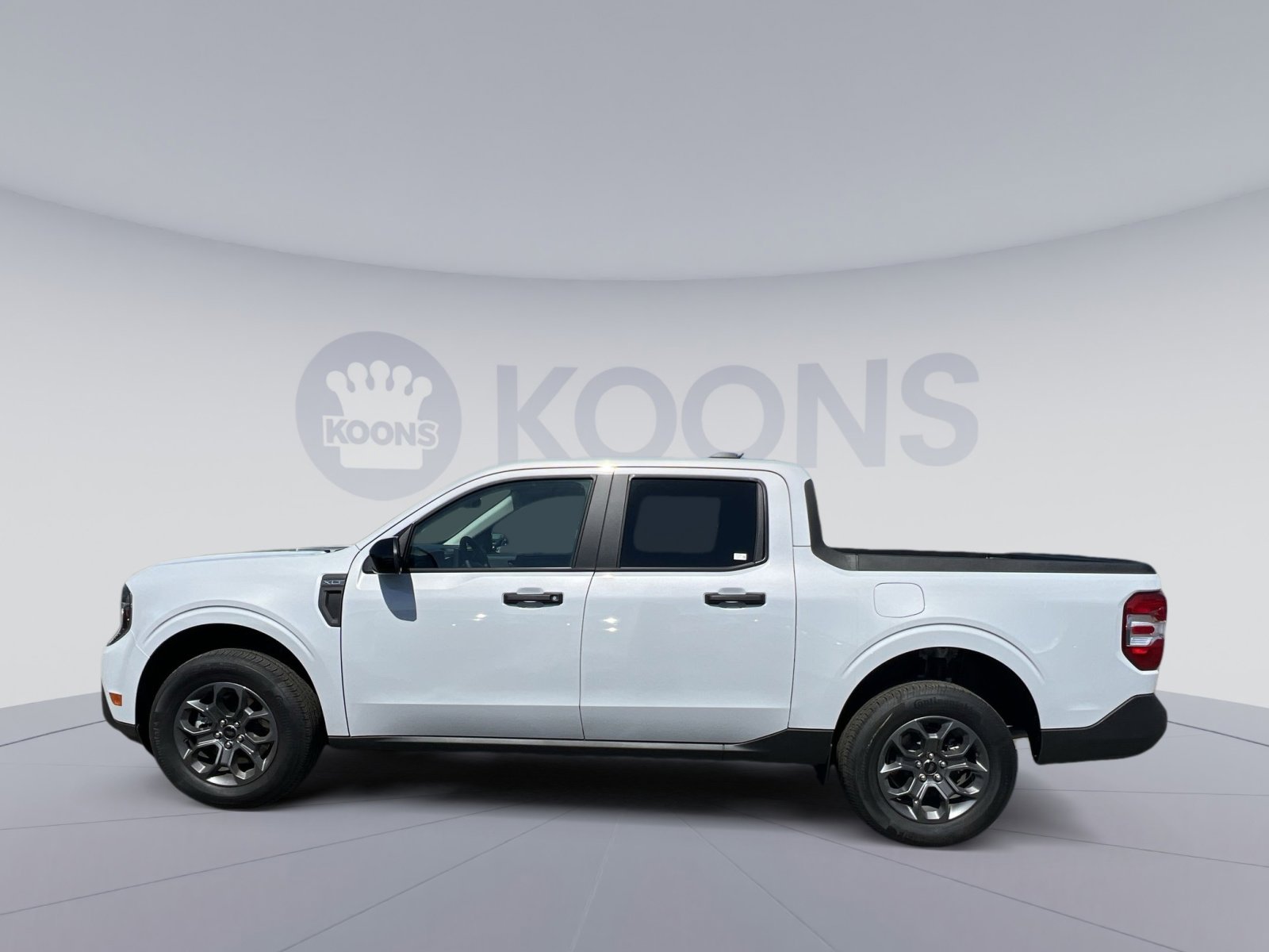 New 2025 Ford Maverick XLT w/ XLT Luxury Package AWD/4WD image 2
