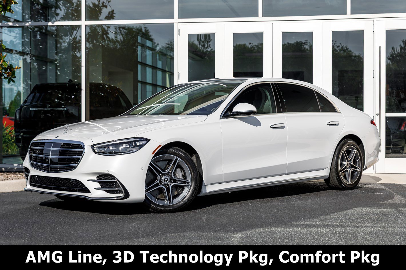 Used 2025 Mercedes-Benz S 580 4MATIC Sedan image 1