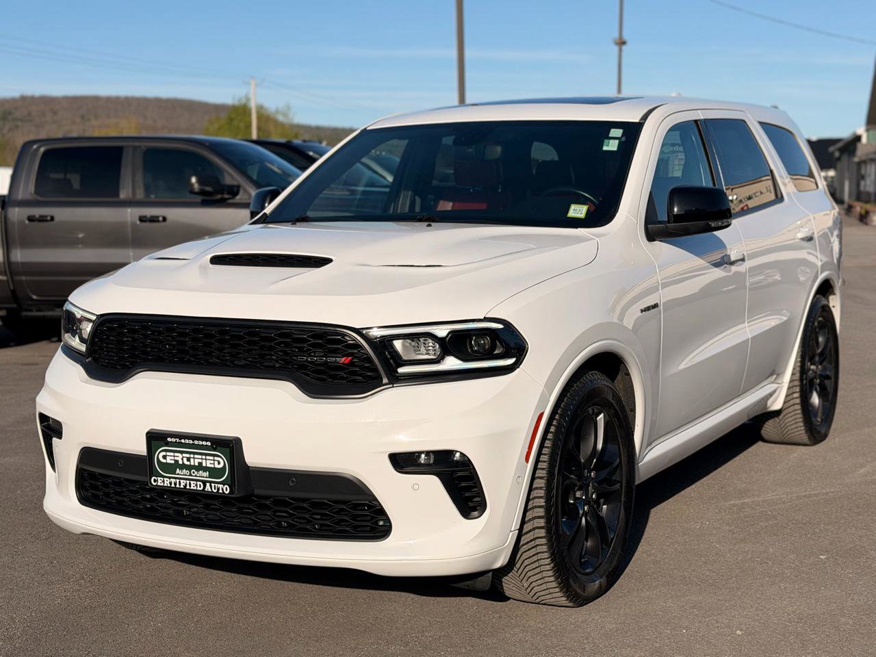 Used 2021 Dodge Durango R/T w/ Blacktop Package AWD/4WD image 1