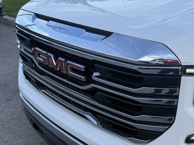 Used 2025 GMC Sierra 1500 SLT RWD image 9