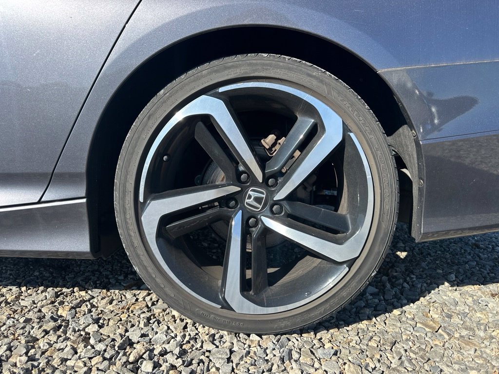 Used 2019 Honda Accord Sport image 5