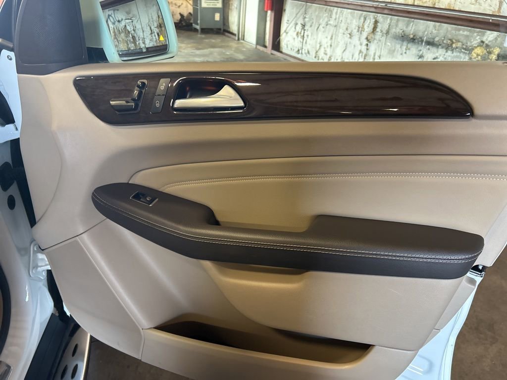 Used 2015 Mercedes-Benz ML 350 2WD image 47