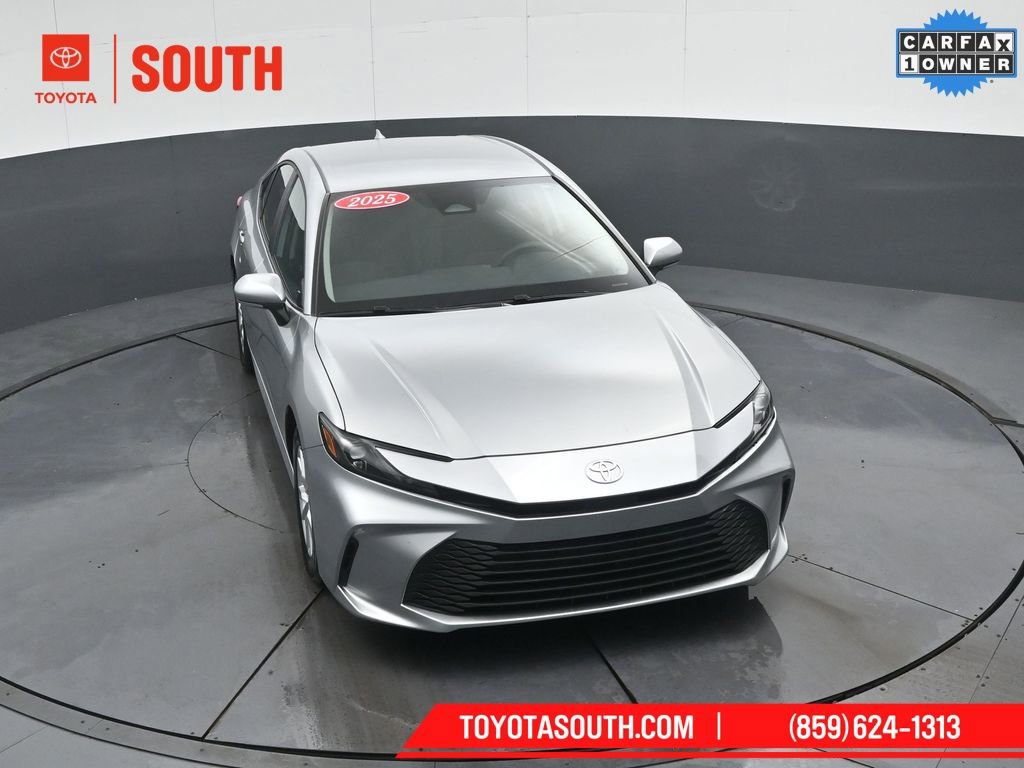 Used 2025 Toyota Camry LE image 51