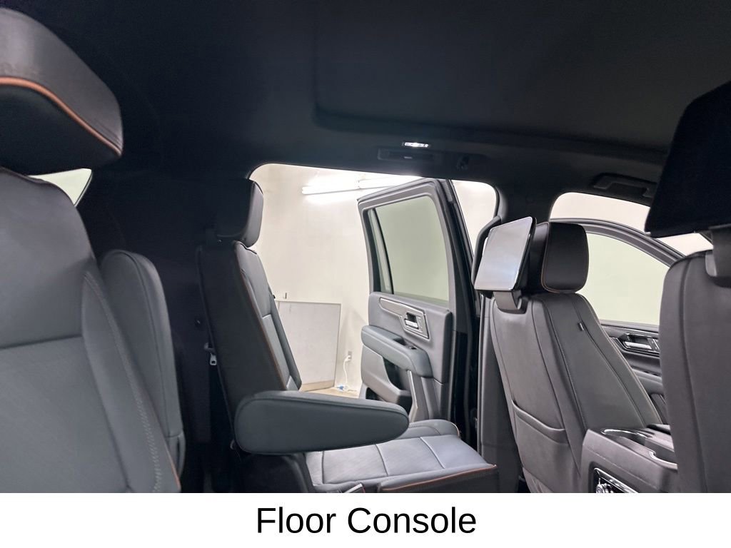 New 2026 GMC Yukon XL AT4 w/ AT4 Premium Plus Package AWD/4WD image 22
