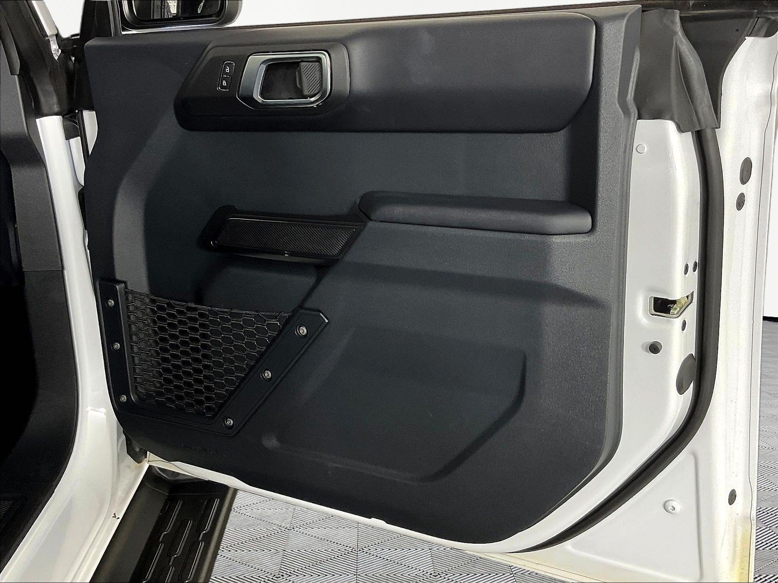Used 2025 Ford Bronco Outer Banks AWD/4WD image 27