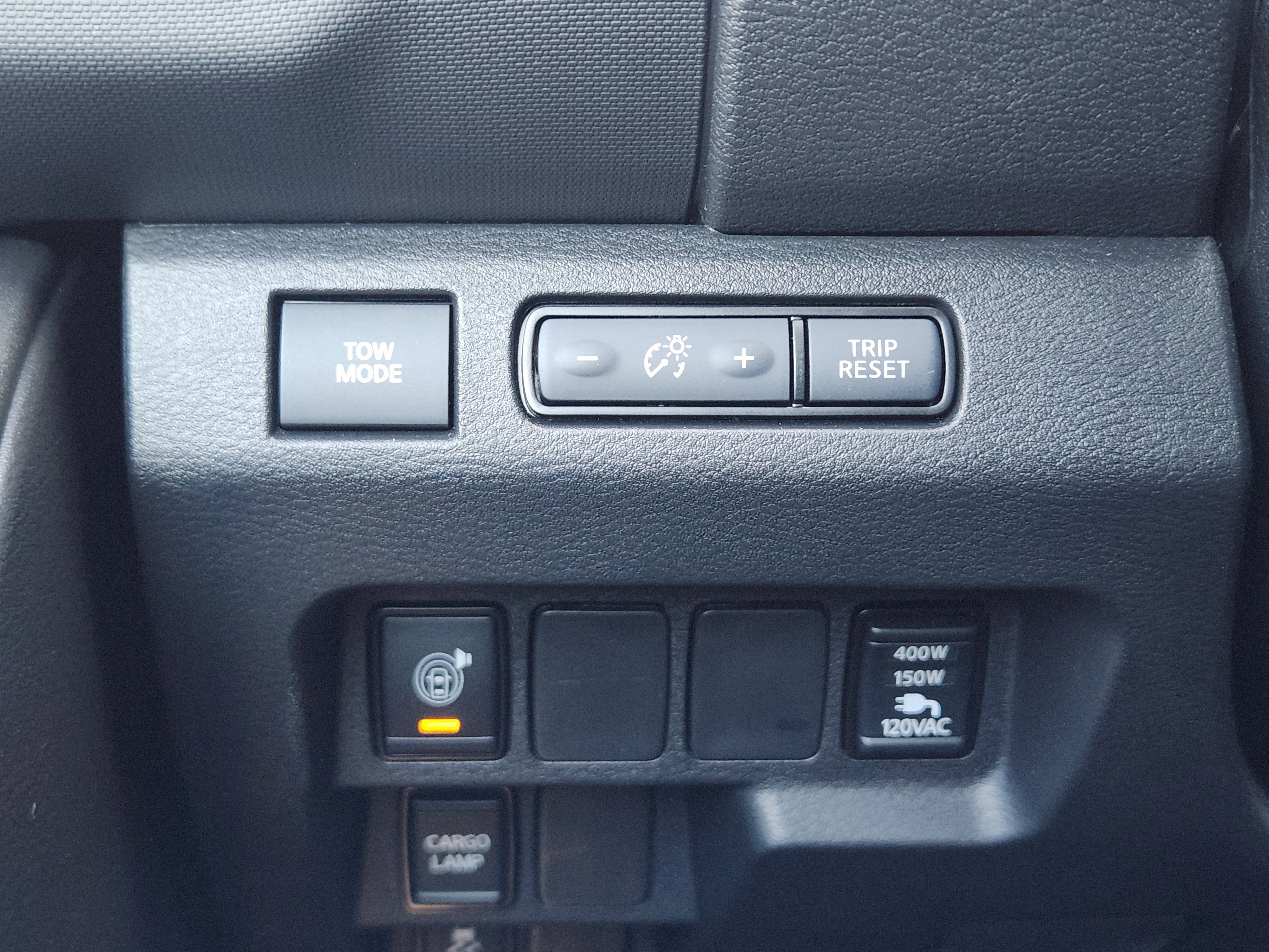 Used 2024 Nissan Frontier SV w/ SV Convenience Package image 25