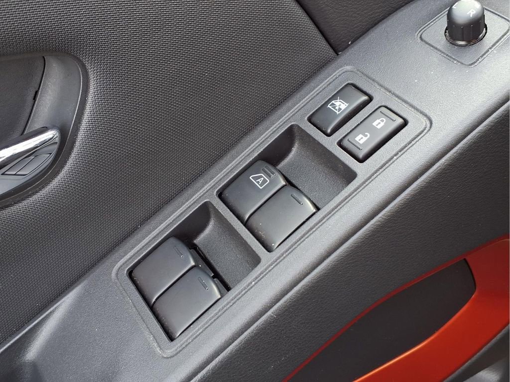 Used 2023 Nissan Frontier PRO-4X w/ Pro Convenience Package image 19