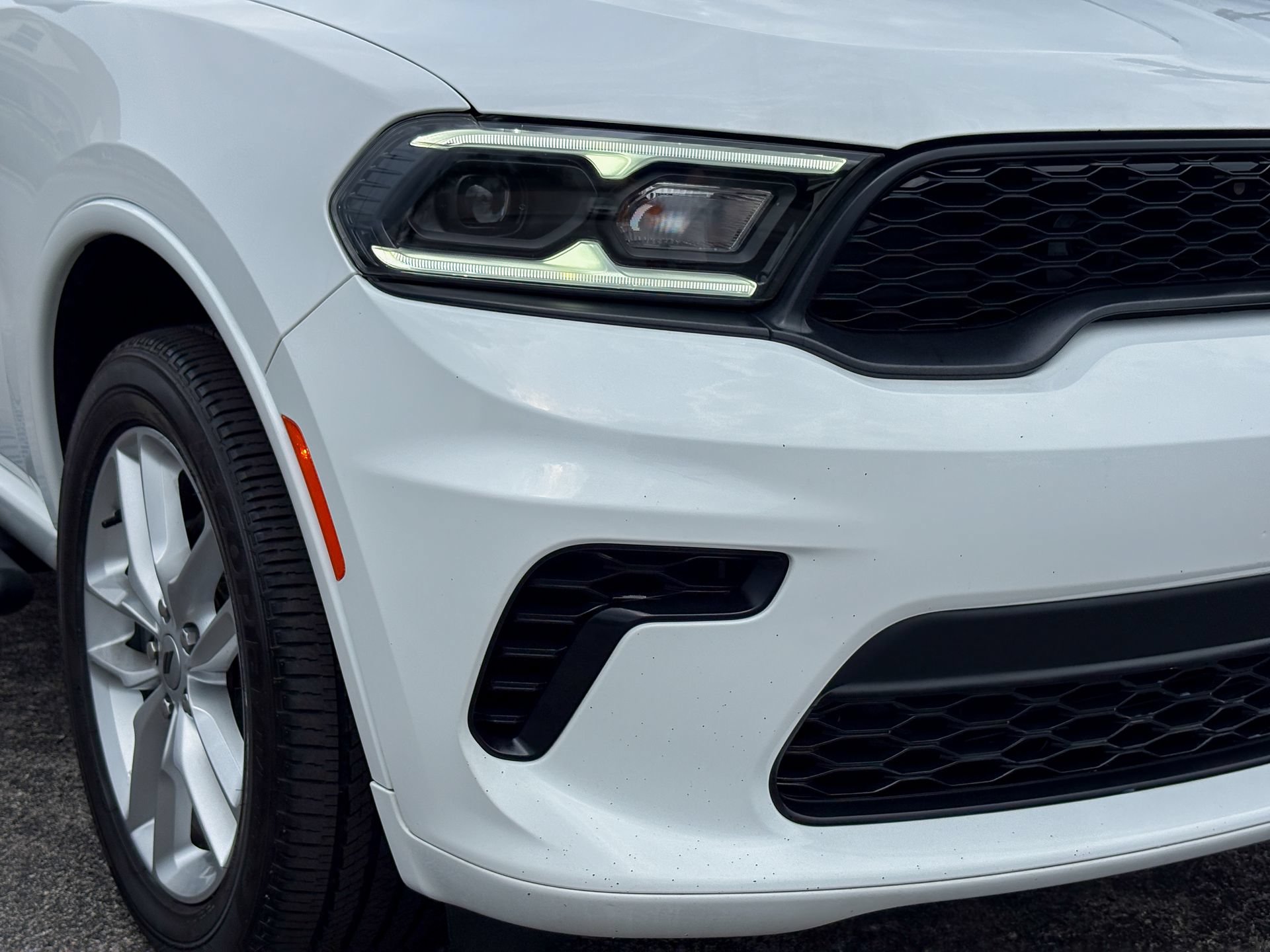 Used 2024 Dodge Durango GT AWD/4WD image 3