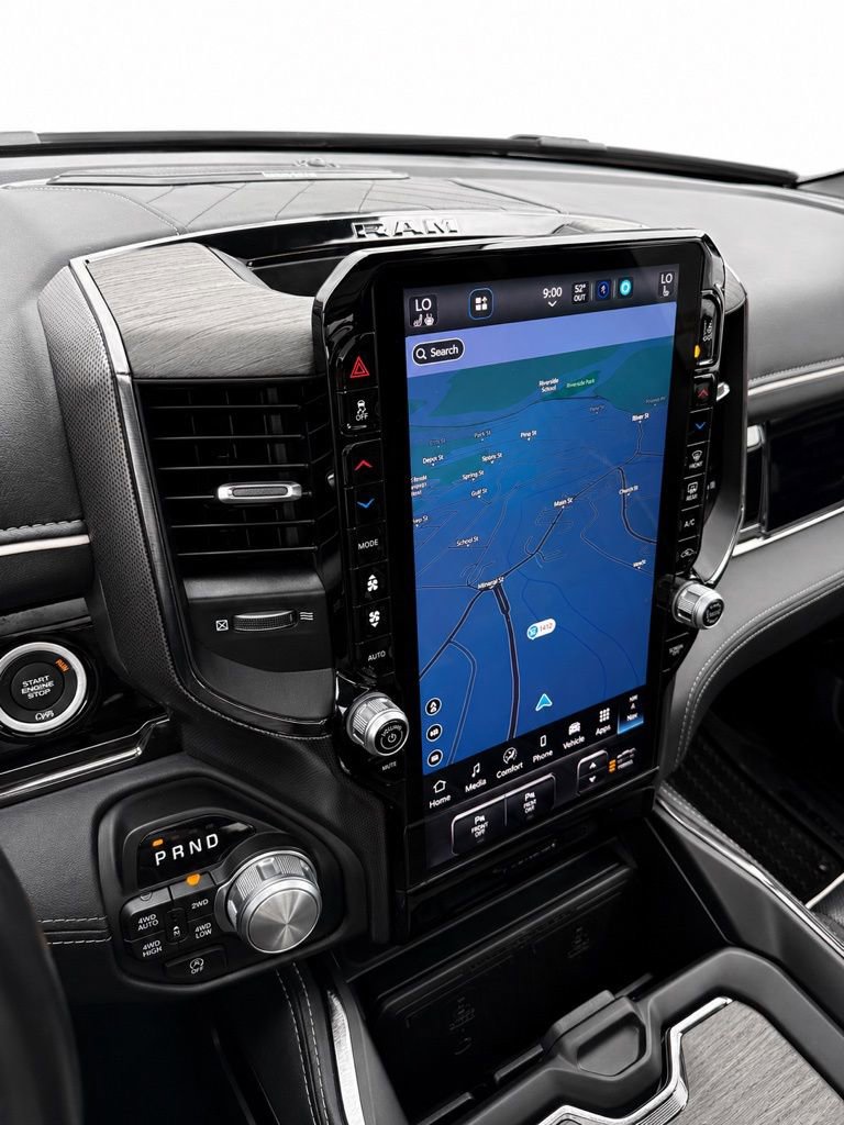 Used 2025 RAM 1500 Limited AWD/4WD image 23