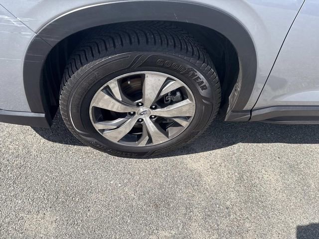 Used 2023 Subaru Ascent Premium image 15