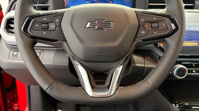 New 2027 Chevrolet Bolt LT w/ Comfort Package FWD image 31