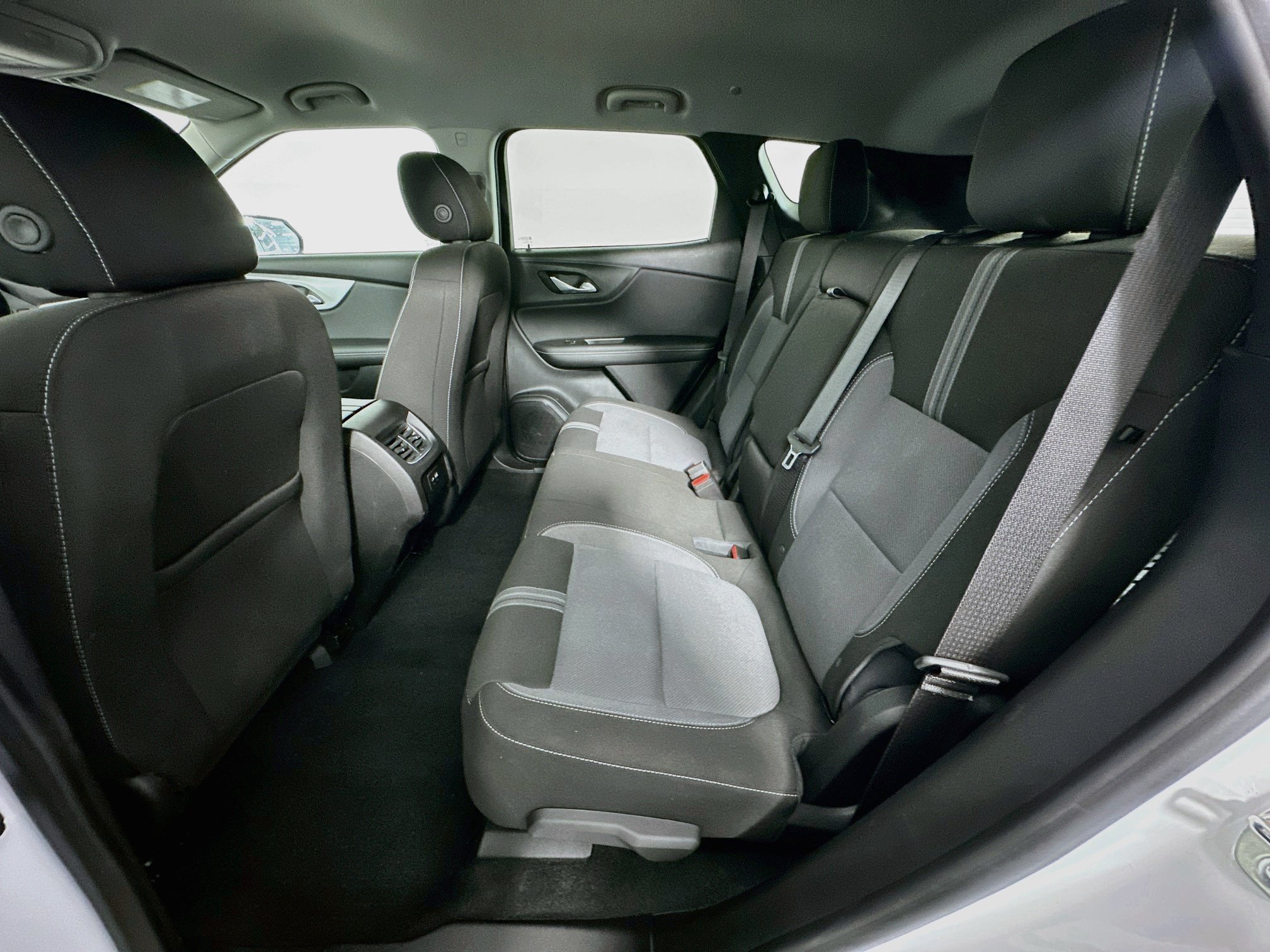 Used 2024 Chevrolet Blazer LT w/ Convenience Package FWD image 29