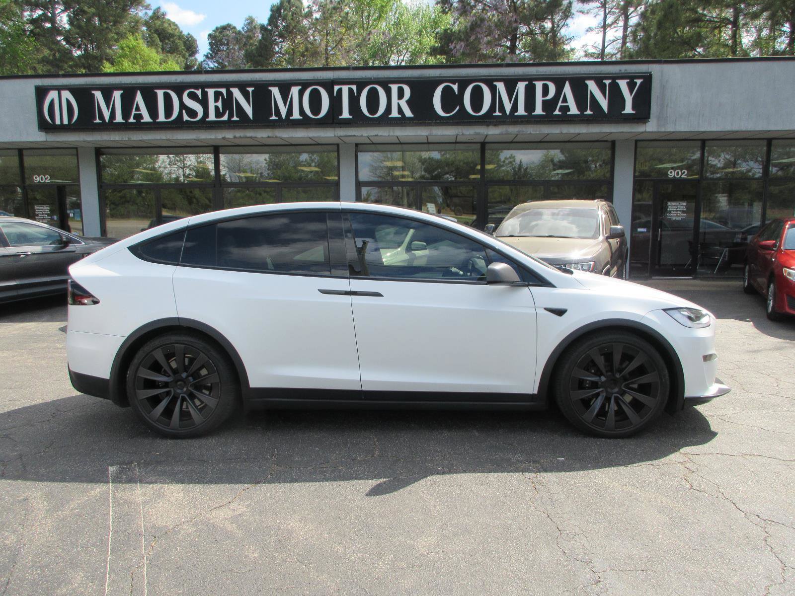 Used 2022 Tesla Model X AWD/4WD image 4