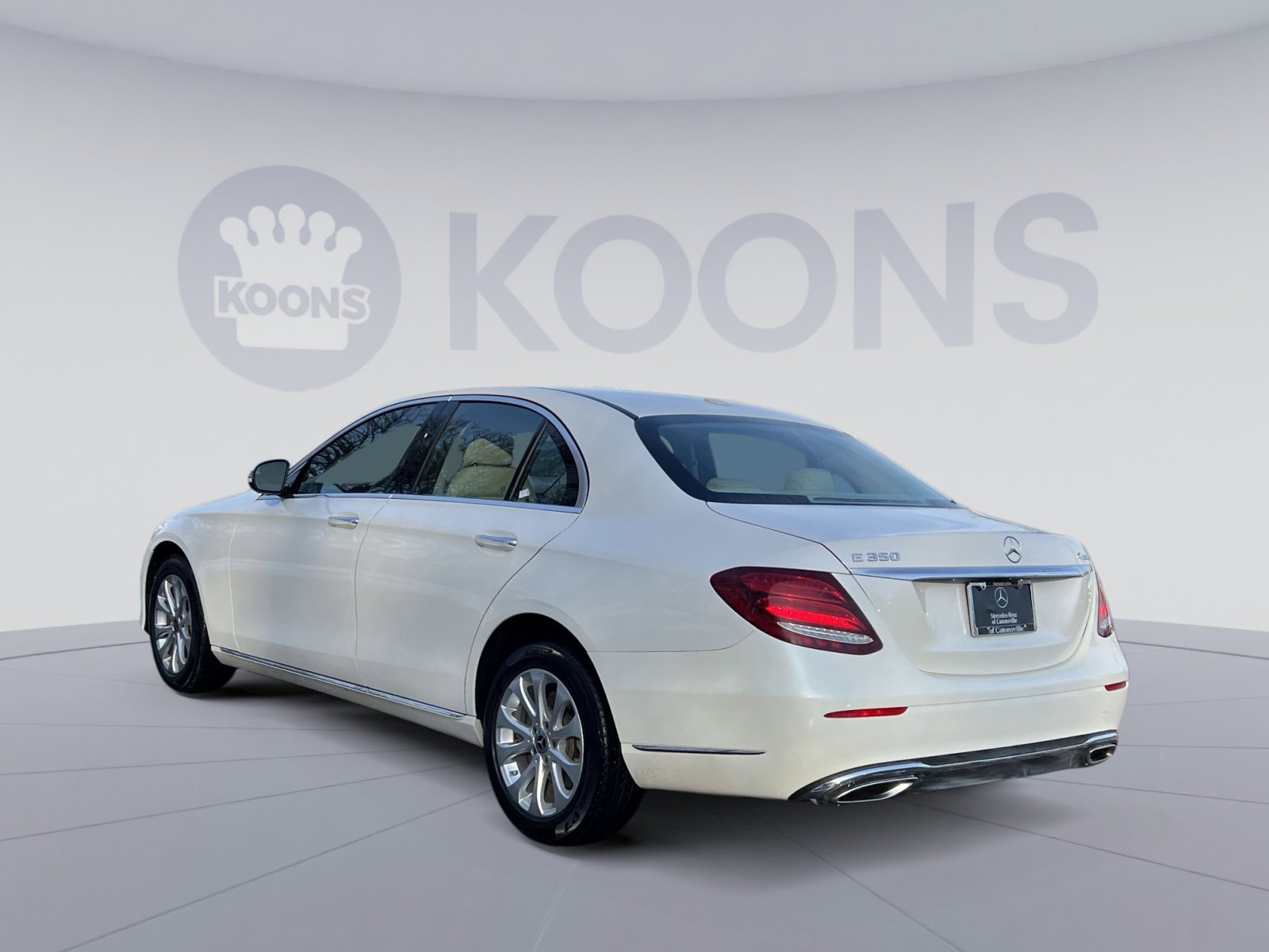 Used 2020 Mercedes-Benz E 350 4MATIC Sedan image 4